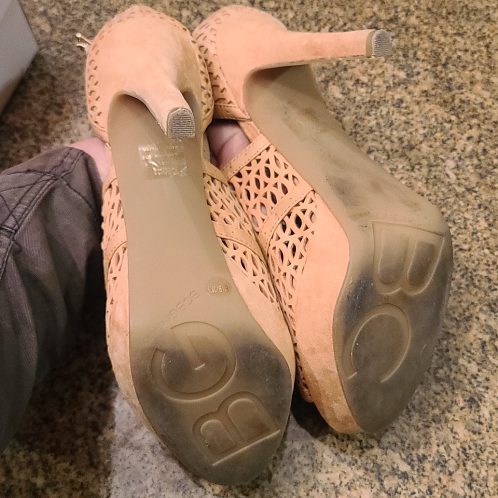 high heels - Picture 4 of 4